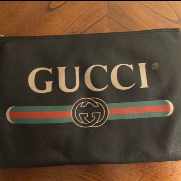 Gucci pouch - Picture 2 of 2